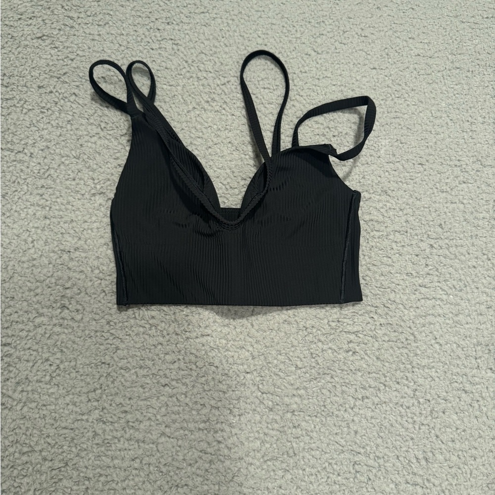 Lululemon like a cloud strappy longline ribbled bra size 3